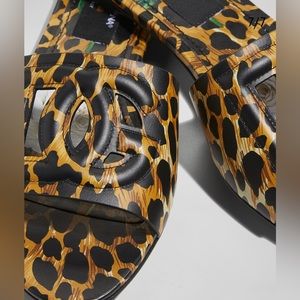 Women’s Dolce&Gabbana DG Cutout Ocelot-Print Leather Sandals. Size 38